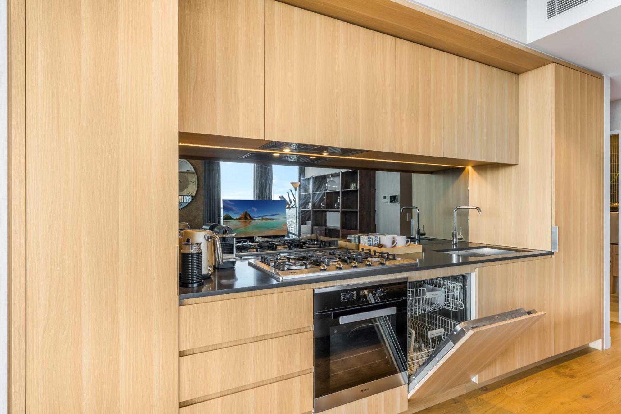 Opulent Penthouse With Views In Parramatta *