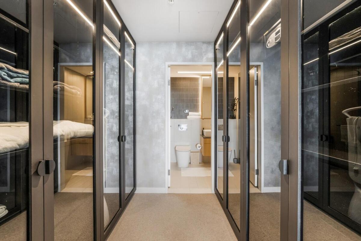 Opulent Penthouse With Views In Parramatta Sydney